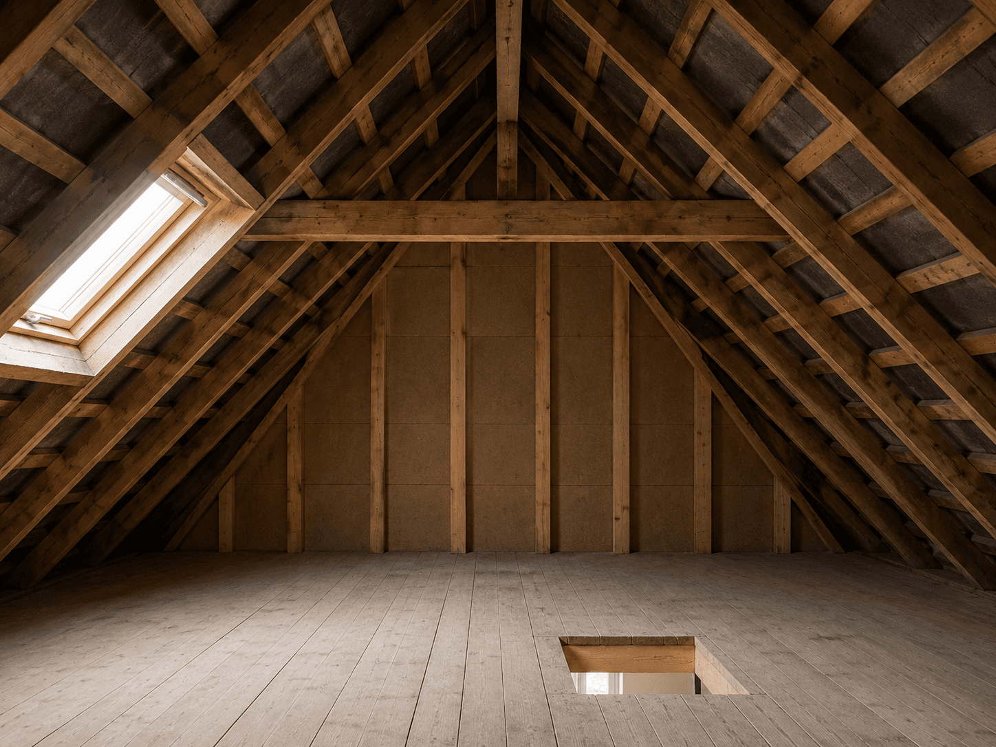 Combles avant isolation — déperditions thermiques importantes
